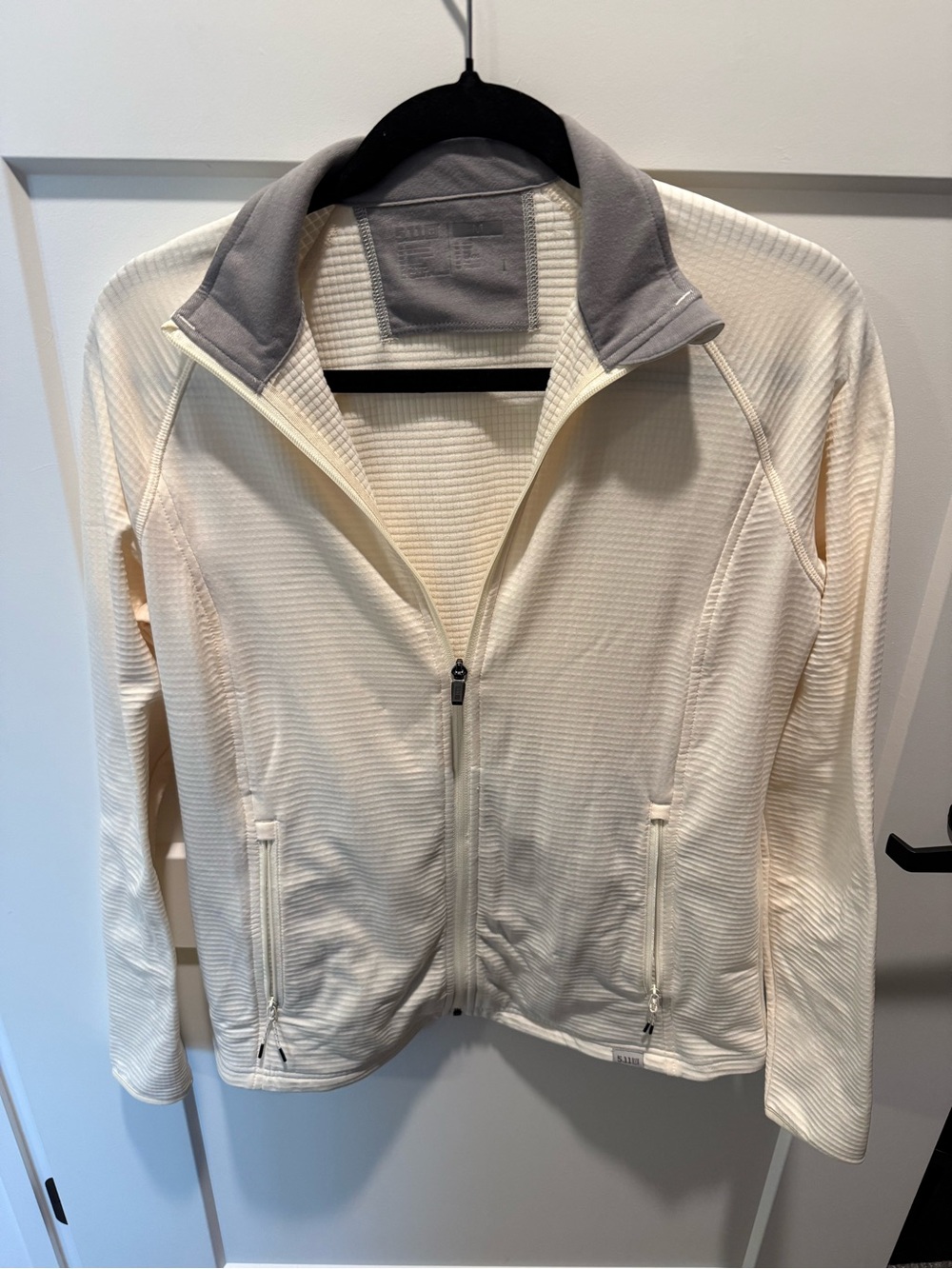 5.11 Tactical Women’s Full Zip Grid Fleece Jacket White Gray Size M